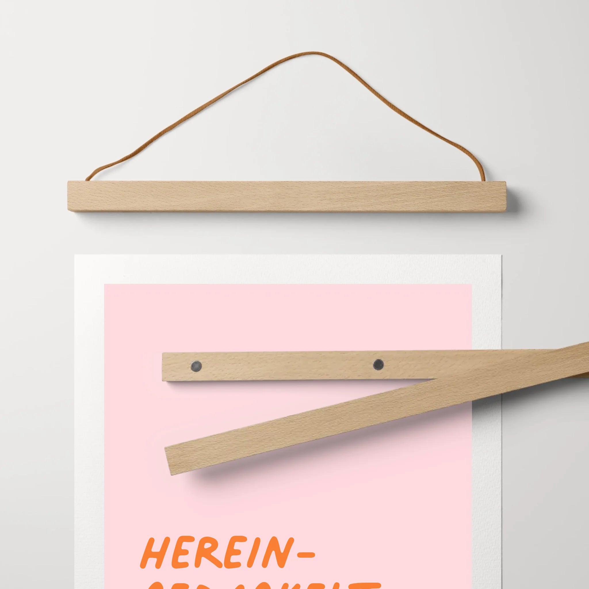 Poster-Holzleiste-MockUp-CloseUp-Holz